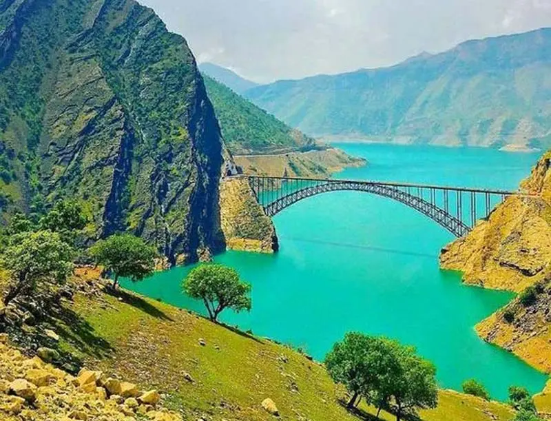 زیباترین جادههای ایران کدامند