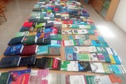 بانوی خیّر بوشهری ۲۰۰جلد کتاب  به کتابخانه عمومی خلیج فارس اهدا کرد