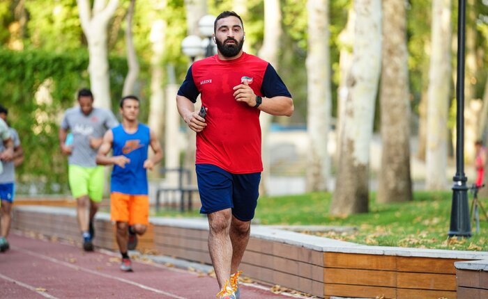 کورس یزدانی با آزادکاران جوان + عکس