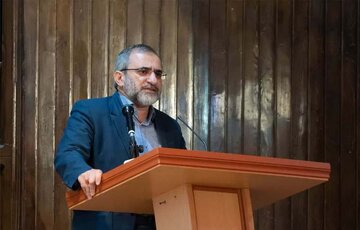 استاندار مرکزی: انتخابات پرشور تجلی همبستگی ملت ایران است