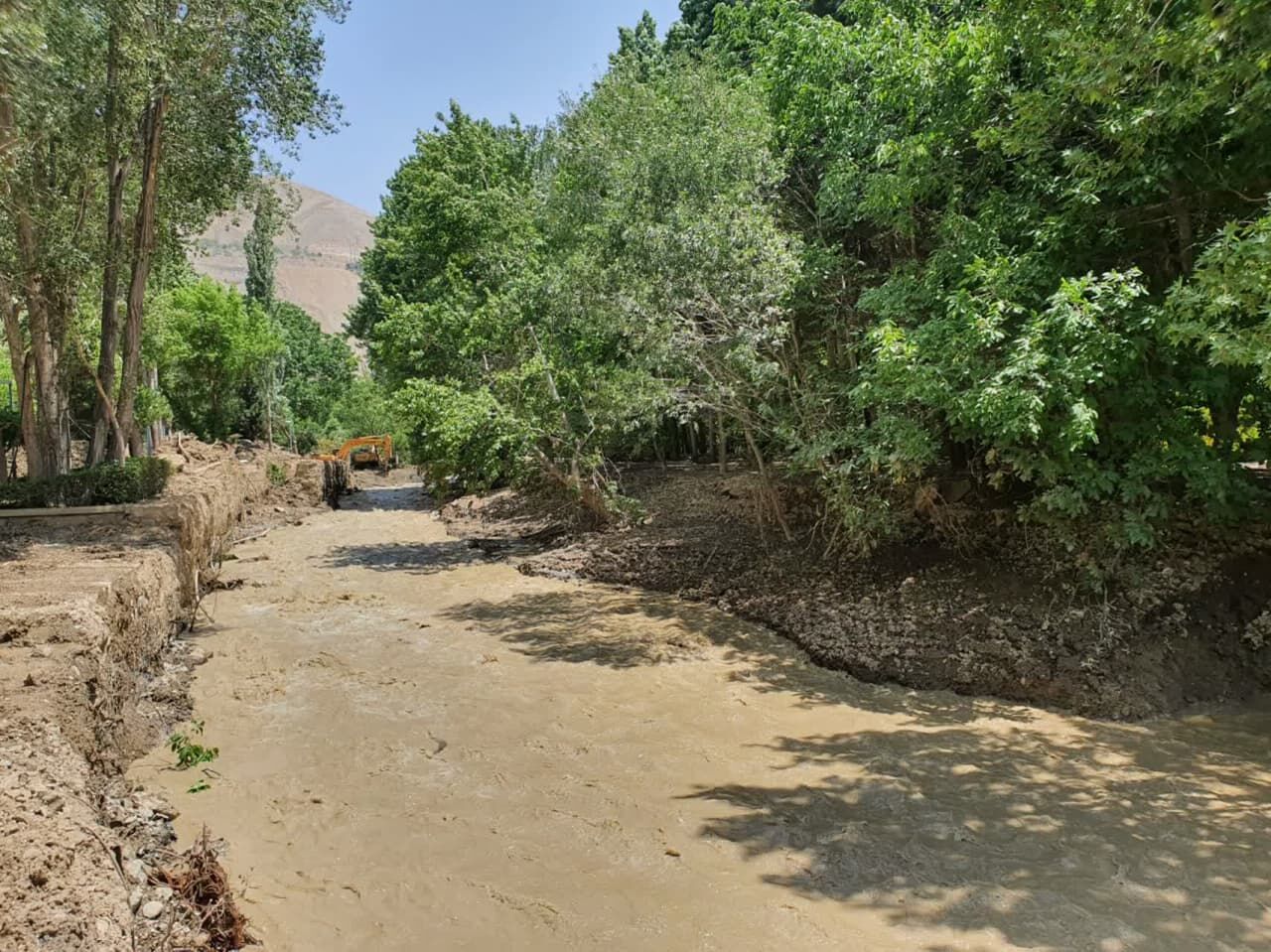 آب در رودخانه کرج جاری شد