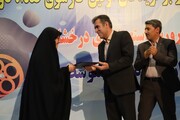 برگزیدگان همایش ملی کارسوق صدا، دوربین و سمپاد در کرمانشاه تجلیل شدند