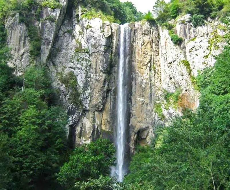 در هر فصل به کدام شهر شمال سفر کنیم؟