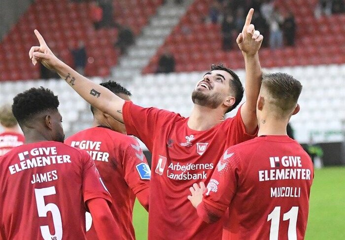 از توافق عزتاللهی با پرسپولیس تا بازگشت استقلالیهای سابق