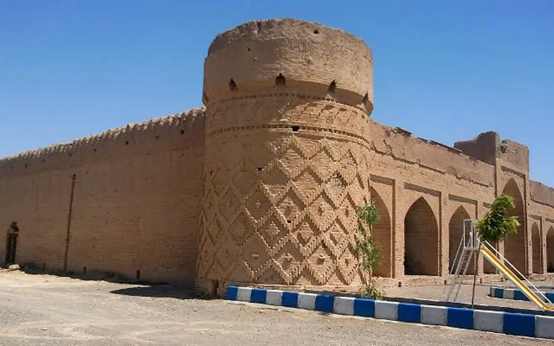در سفر به رفسنجان از کجا دیدن کنیم؟