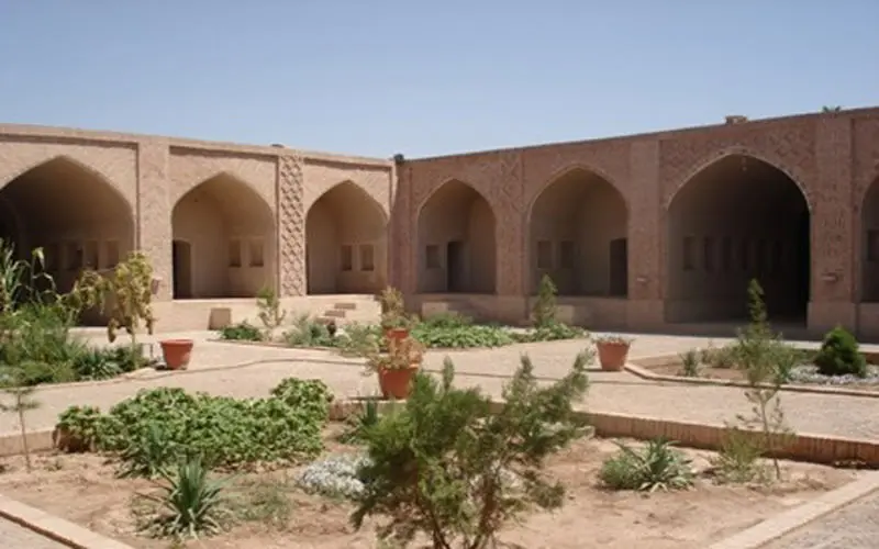 در سفر به رفسنجان از کجا دیدن کنیم؟