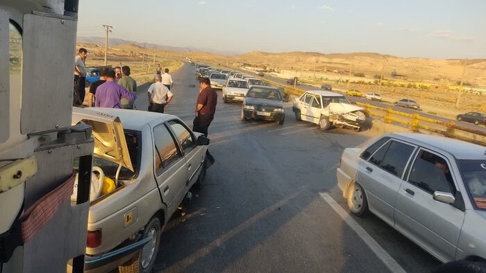 سوانح  رانندگی در آذربایجان شرقی ۱۷ مصدوم به جا گذاشت