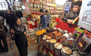 نظارت بر عرضه کالا و خدمات در اطراف حرم رضوی شدت گرفت