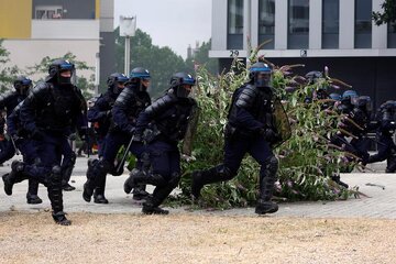 France : les heurts après la mort de Nahel (Reuters)