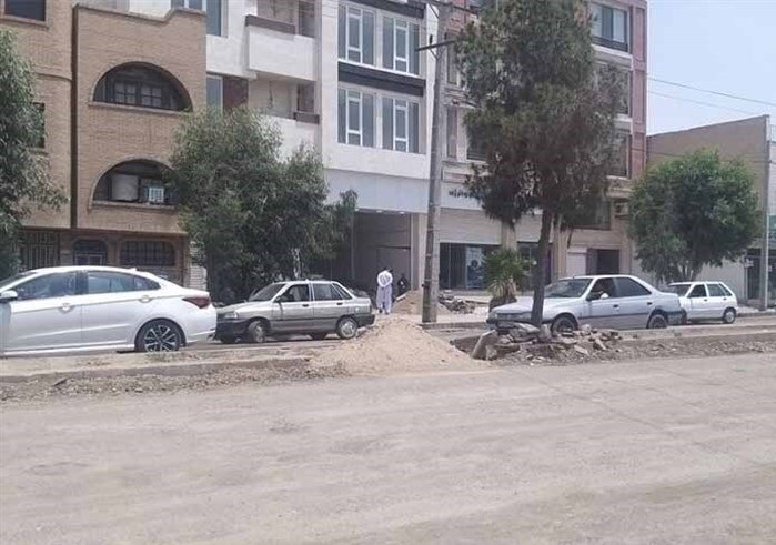 روند لاکپشتی پروژه خیابان دانشگاه پازل چاله چولههای زاهدان را تکمیل کرد