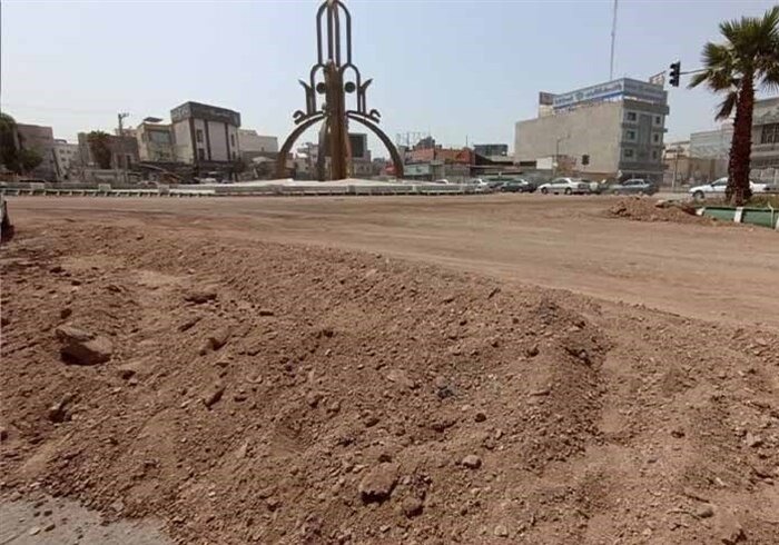 روند لاکپشتی پروژه خیابان دانشگاه پازل چاله چولههای زاهدان را تکمیل کرد