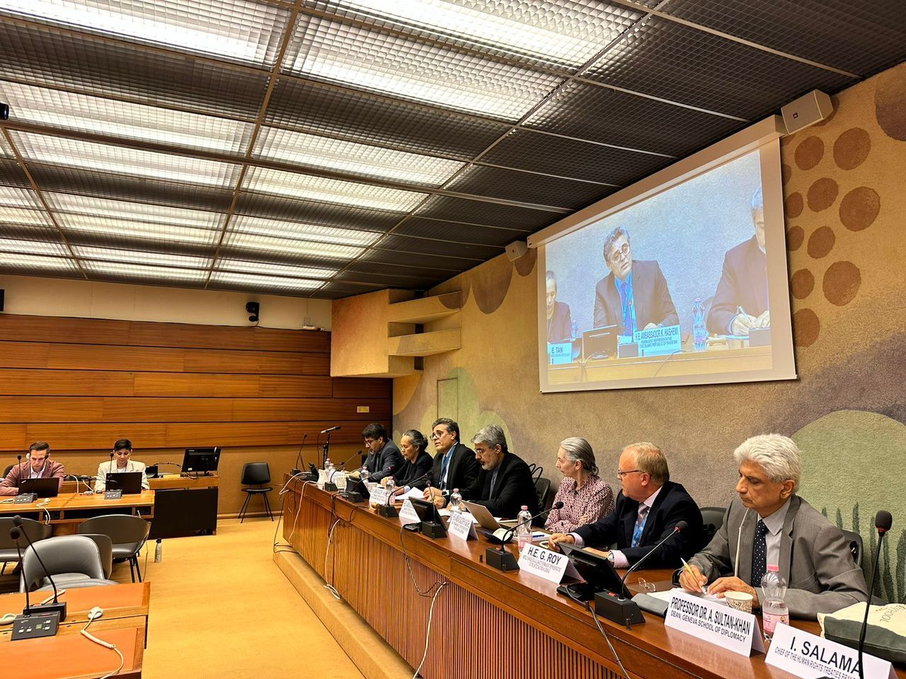 Das Treffen über Rolle der Religionen bei der Förderung der Menschenrechte fand auf Initiative Irans in Genf statt