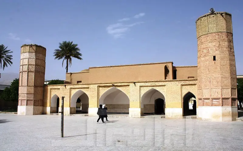 در سفر به داراب از کجا دیدن کنیم؟