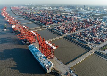 رشد تجارت خارجی چین به رغم چالشهای جهانی 
