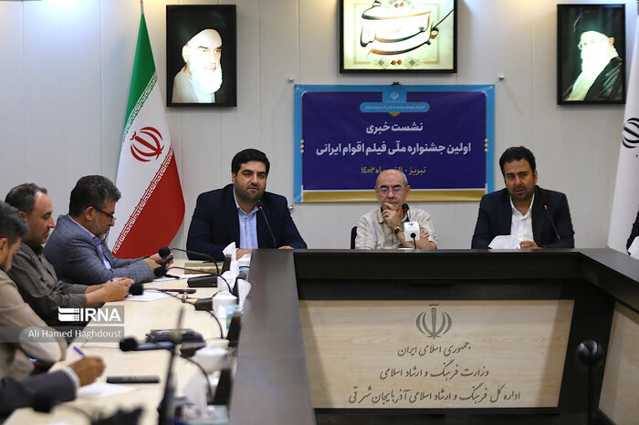 کمال تبریزی: مخالف انحصار تولیدات سینمایی به زبان فارسی هستم