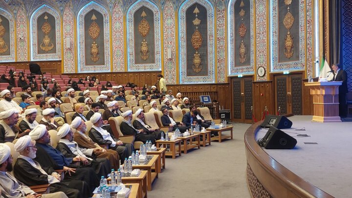 نهمین جشنواره هنر آسمانی در قم به کار خود پایان داد