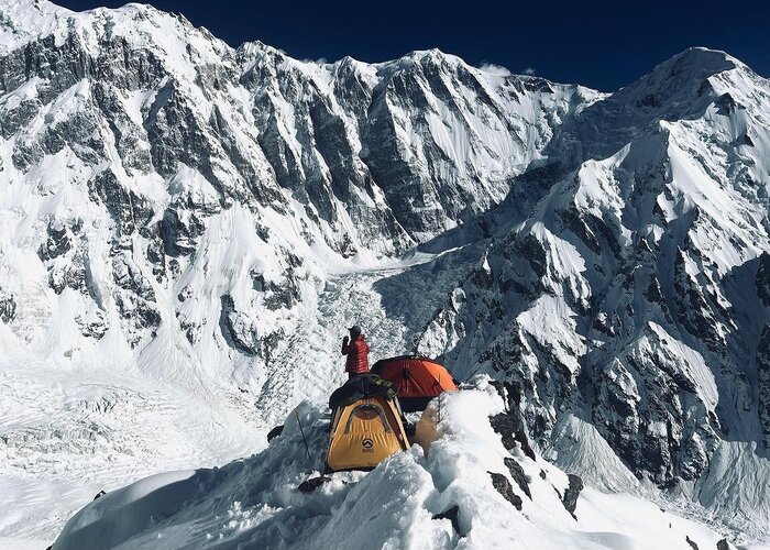 صعود بانوی کوهنورد ایرانی به نهمین قله مرتفع جهان در پاکستان