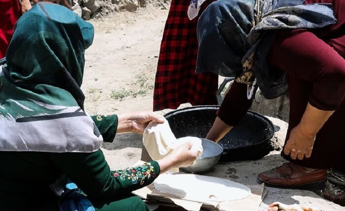 ورود به دنیای شیرین مزه‌ها با نان «چِلپِک» ترکمن‌های جرگلان