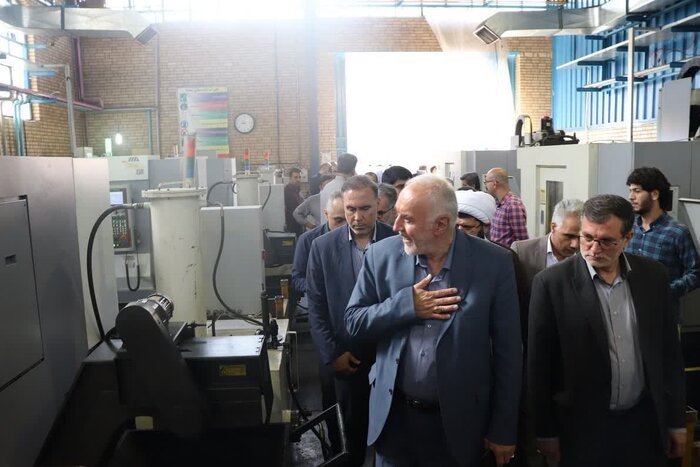 استاندار تهران: موانع تولید از طریق تسهیلات دولت رفع میشود
