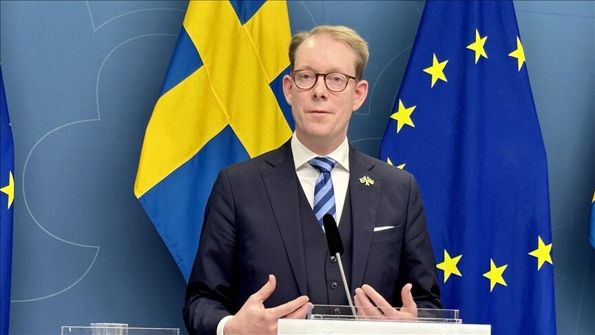 واکنش با تاخیر وزیر خارجه سوئد به جنایت سوزاندن قرآن کریم 