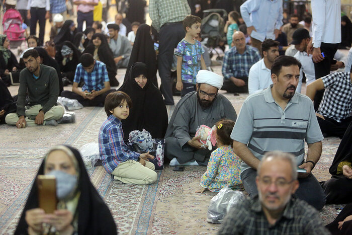 برگزاری آیین‌های جشن و سرور به مناسبت میلاد امام هادی‌(ع)‌ در قم  