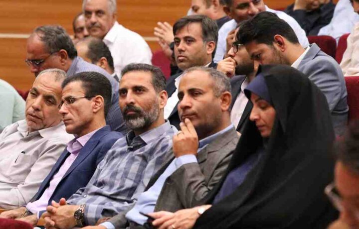حسینی بوشهری:  صنایع به مسوولیت‌های اجتماعی خود عمل کنند