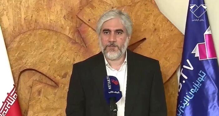 معرفی برگزیدگان قلم زرین/ احمدوند: لزوم زمینهسازی مهارتِنوشتن در جوانان احساس میشود