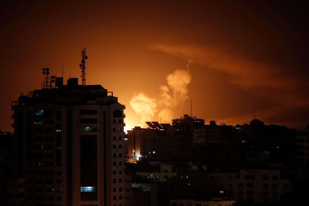 رژیم صهیونیستی باردیگر برسر مردم غزه بمب فسفری ریخت