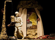 کارگردان نمایش «زنده‌به‌گور»: عروسک‌ها محرم راز هستند