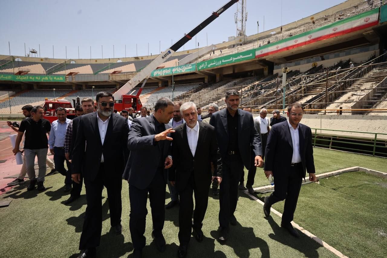 سجادی: نوسازی آزادی می‌تواند به یک‌سال تقلیل یابد/ برگزاری فصل جدید لیگ فوتبال با VAR