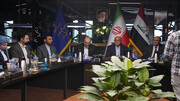 Iraq calls for bolstering technological ties with Iran