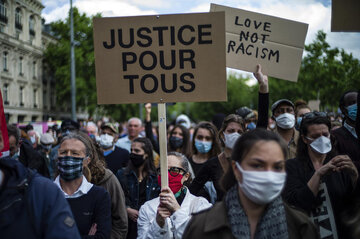 « Assimilation forcée », une approche de la France face aux minorités ethniques et religieuses