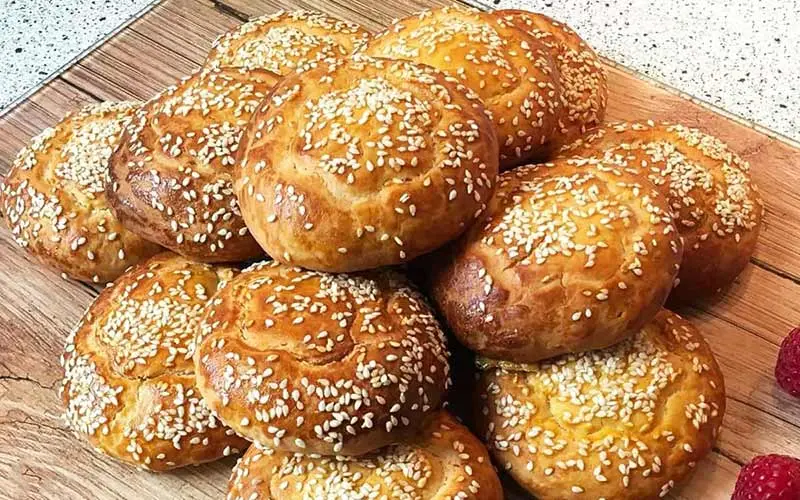 بهترین سوغات همدان؛ از سفال تا انگشت پیچ