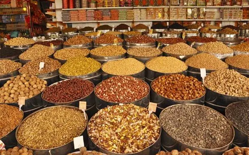 بهترین سوغات همدان؛ از سفال تا انگشت پیچ