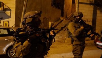 ۲۰ فلسطینی در یورش نظامیان به نابلس زخمی شدند + فیلم