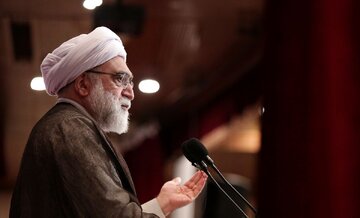 تولیت آستان قدس: انقلاب اسلامی فرهنگ شهادت را در جهان اسلام احیا کرد
