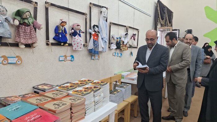 توزیع هشت هزار و ۵۰۰ جلد کتاب و سرگرمی در خراسان جنوبی آغاز شد