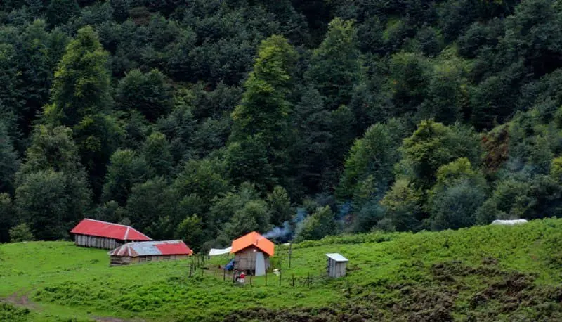 روستای اُلَسَبِلَنگاه؛ بهشتی در ارتفاعات گیلان