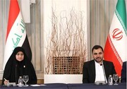 وزيرا الاتصالات الايراني والعراقي یناقشان سبل تقديم خدمات عالية الجودة لزوار الأربعين