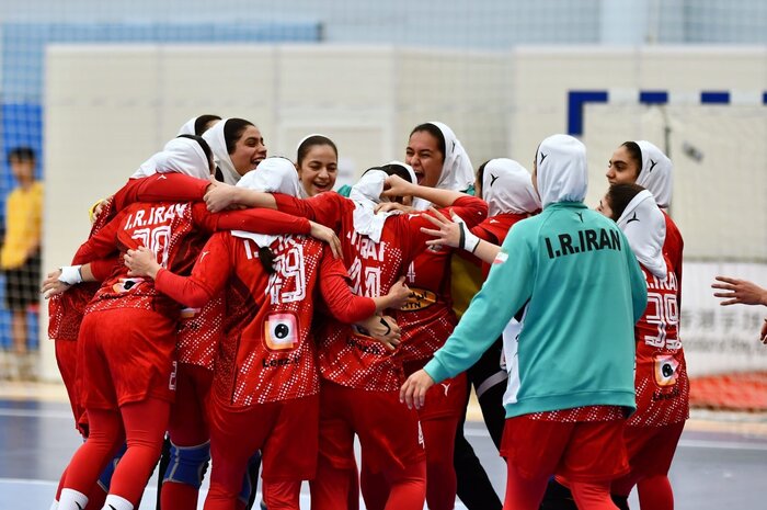 سرمربی هندبال جوانان: میخواهیم در کسب سهمیه هتتریک کنیم/ به مربیان خارجی نیاز داریم