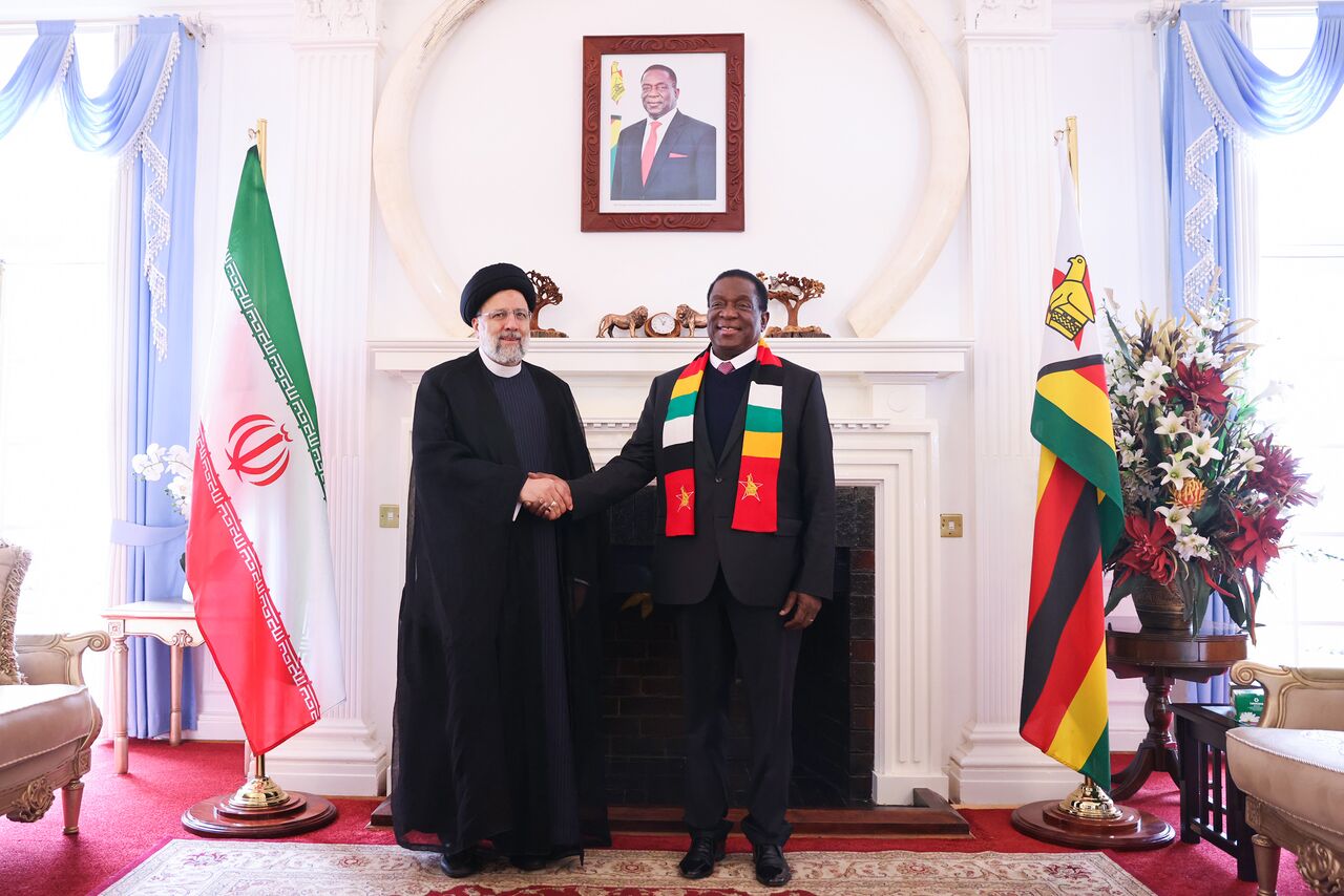 آیت‌الله رئیسی: ایران و زیمبابوه برای توسعه تجارت اراده جدی دارند