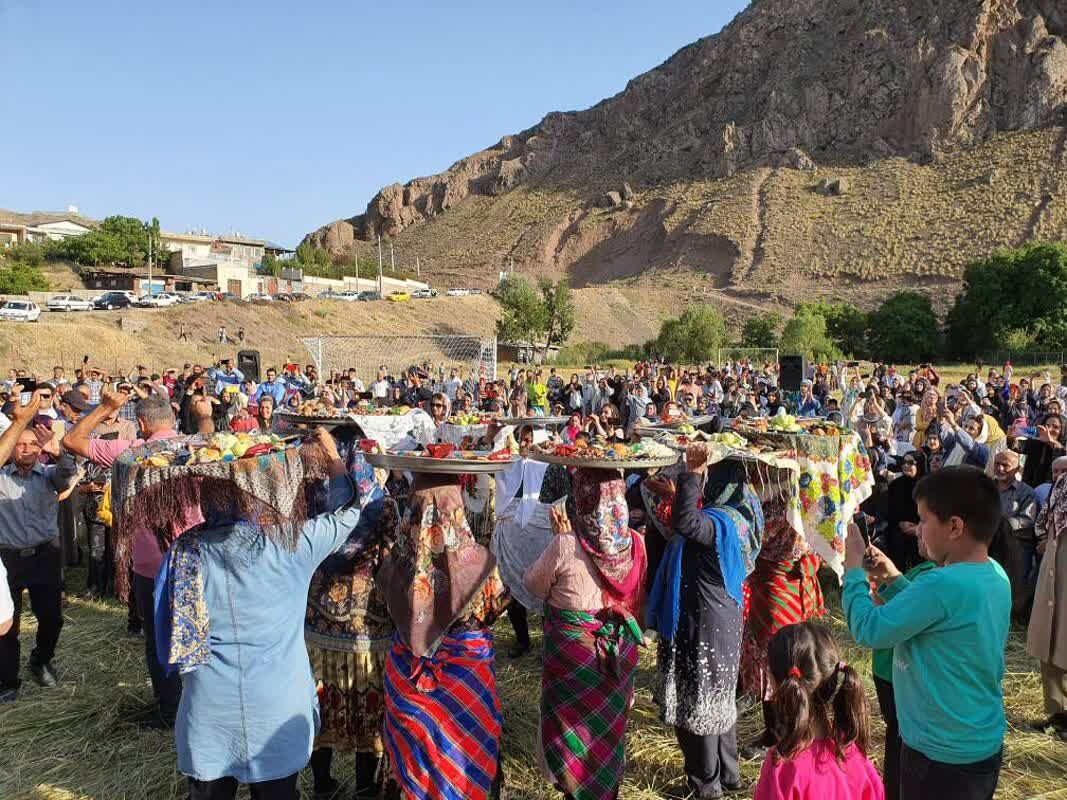 دومین جشنواره فرهنگی ورزشی "زرآباد زیبا" برگزار شد