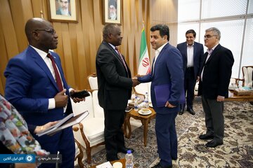 L’ambassadeur de Côte d'Ivoire se rend à la Chambre iranienne du Commerce