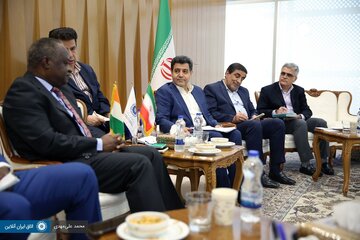 L’ambassadeur de Côte d'Ivoire se rend à la Chambre iranienne du Commerce