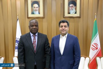 L’ambassadeur de Côte d'Ivoire se rend à la Chambre iranienne du Commerce