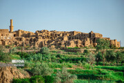 Historisches Schloss „Kharanagh“ in Provinz Yazd