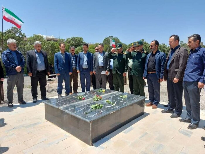 باید با استفاده از ظرفیتهای رسانهای الگوهای خود را به نسل نو معرفی کنیم