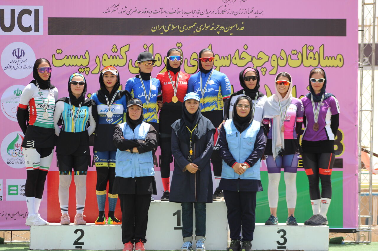 تهران روی سکوی قهرمانی کشور دوچرخه سواری پیست بانوان