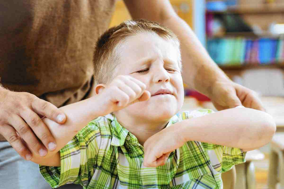 چگونه فرزند خود را برای اولین شب دور از خانه آماده کنیم؟