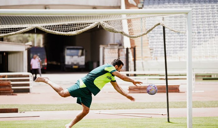 یزدانی در نقش بیرانوند+ عکس